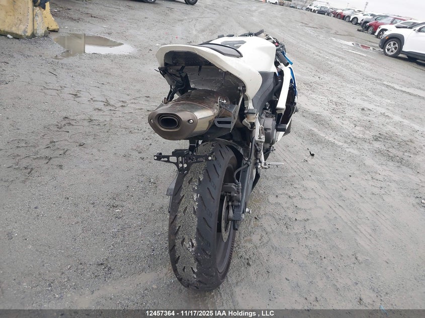 JH2PC40217M000355 2007 HONDA CBR photo no. 6