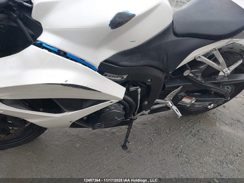 JH2PC40217M000355 2007 HONDA CBR photo no. 9