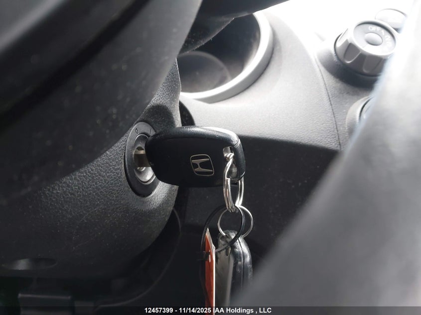 2013 Honda Fit VIN: LUCGE8H57D3002018 Lot: 12457399