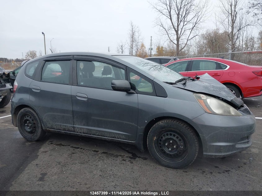 2013 Honda Fit VIN: LUCGE8H57D3002018 Lot: 12457399