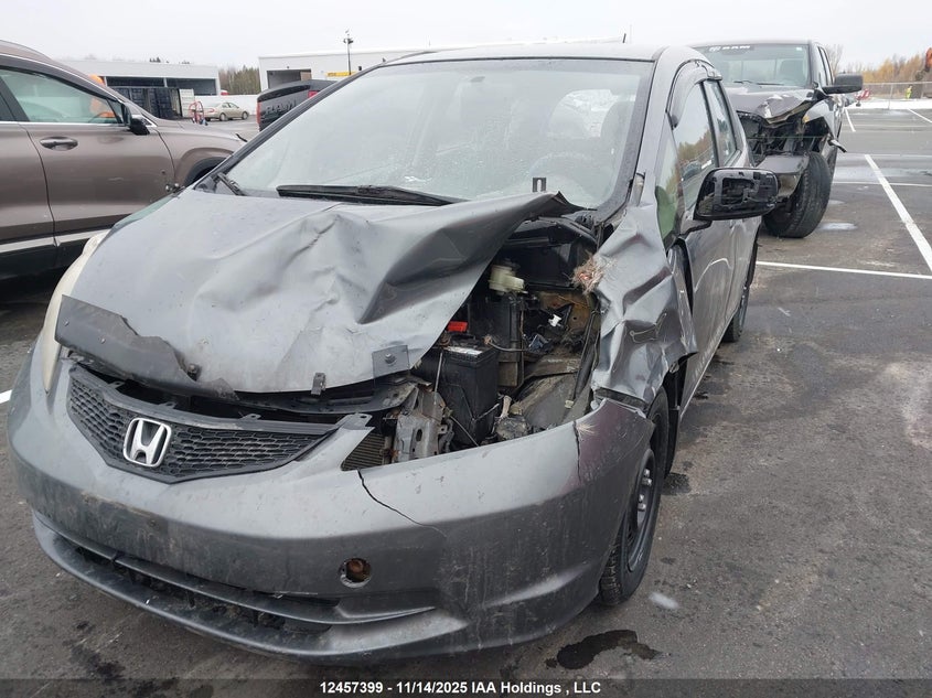 2013 Honda Fit VIN: LUCGE8H57D3002018 Lot: 12457399