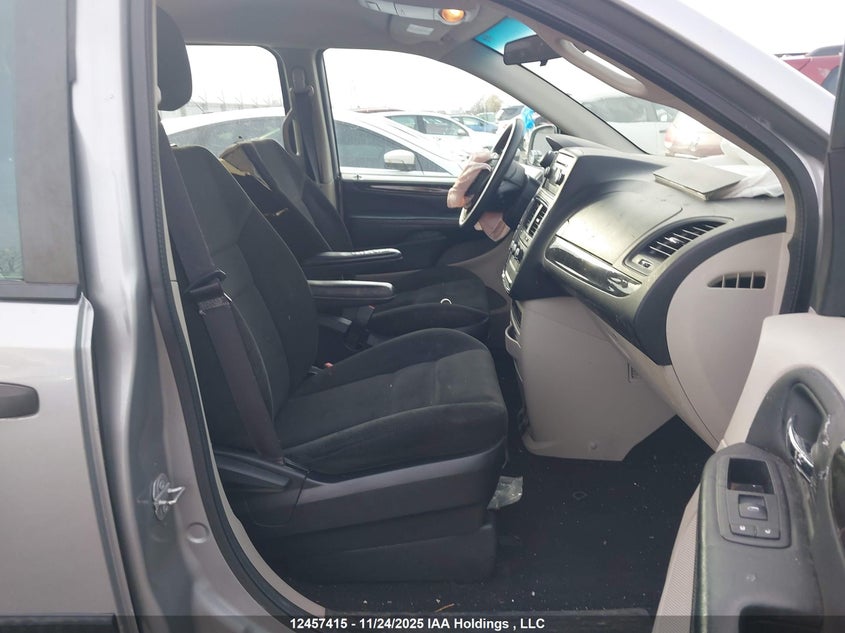 2C4RDGBG5GR278973 2016 DODGE CARAVAN photo no. 5