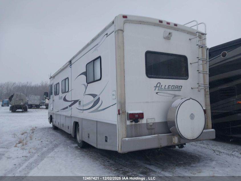 2000 Ford F550 Super Duty Stripped Chass VIN: 1FCMF53S2Y0A11524 Lot: 12457421