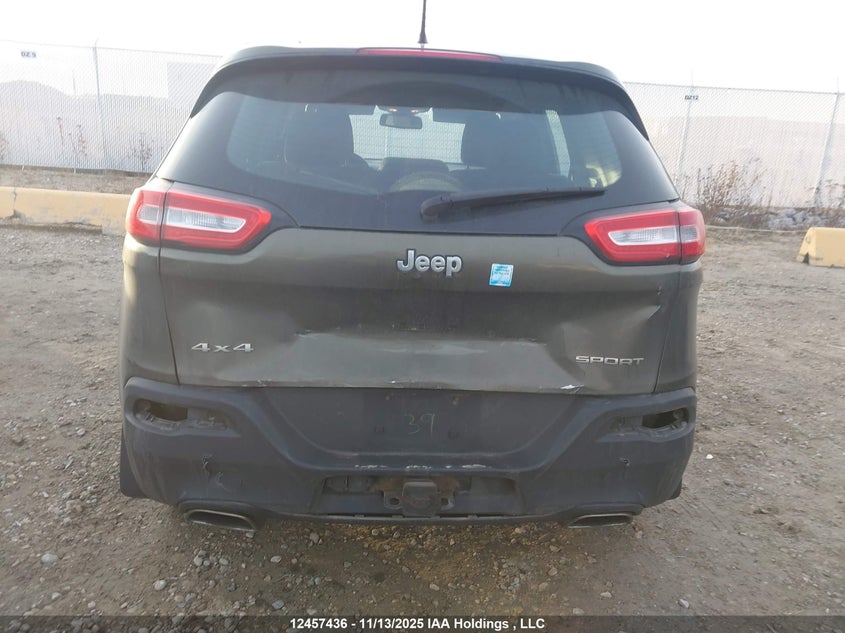 2015 Jeep Cherokee Sport VIN: 1C4PJMAS5FW696721 Lot: 12457436