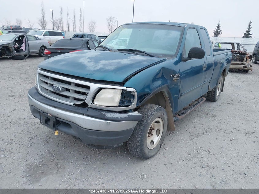 2FTRX18W3YCB13687 2000 FORD F-150 photo no. 2