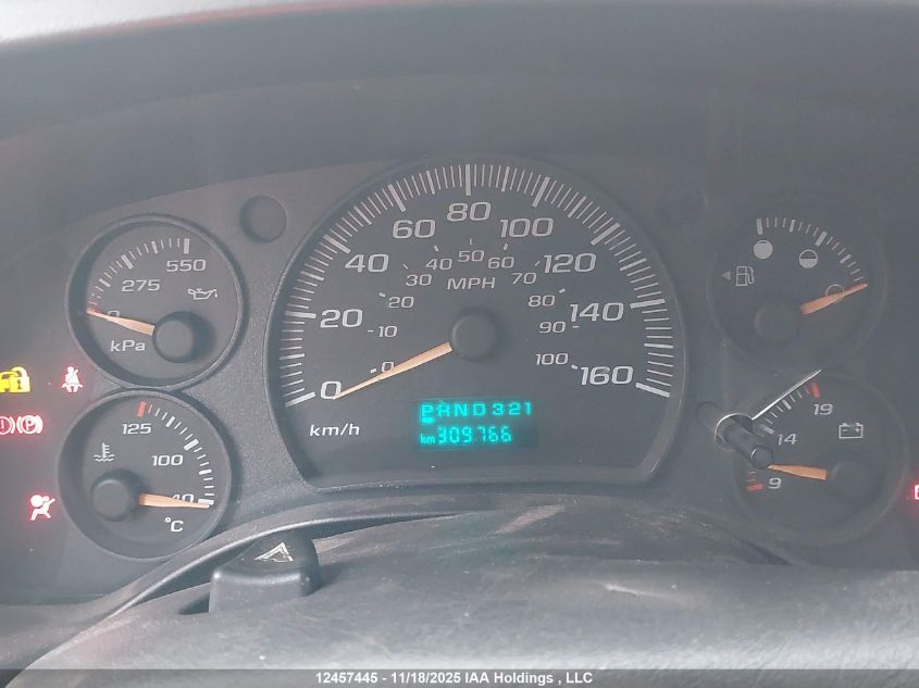 2007 Chevrolet Express G3500 VIN: 1GBJG31U271217447 Lot: 12457445