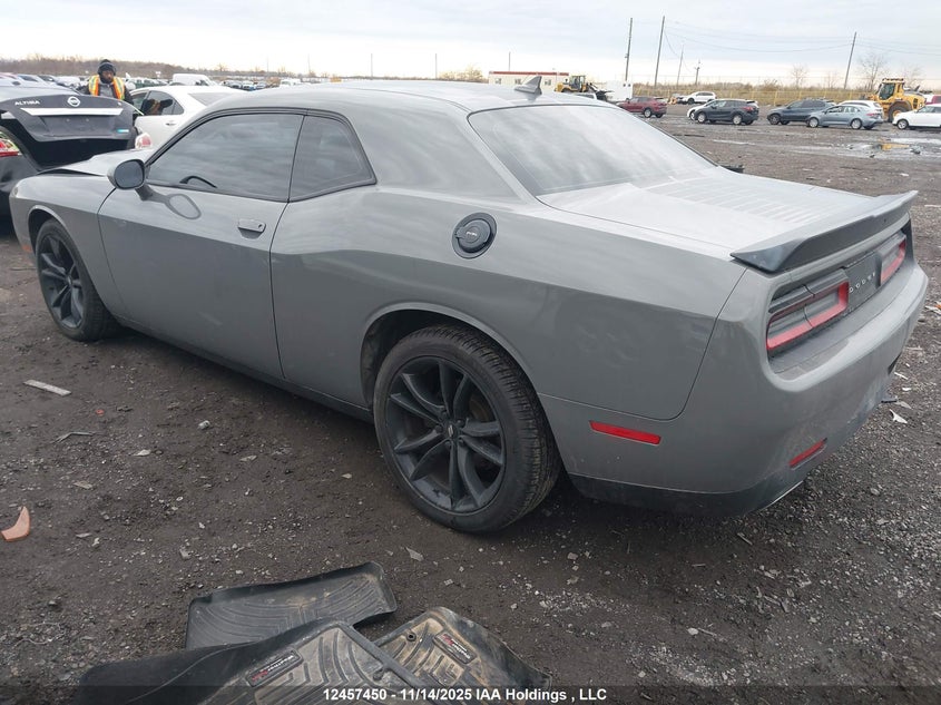 2C3CDZAGXJH303130 2018 DODGE CHALLENGER photo no. 14