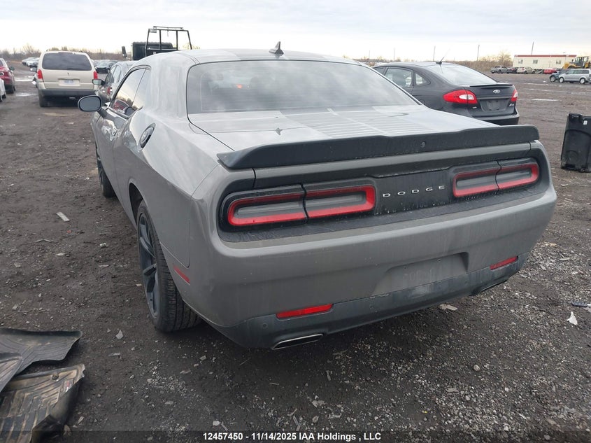 2C3CDZAGXJH303130 2018 DODGE CHALLENGER photo no. 3