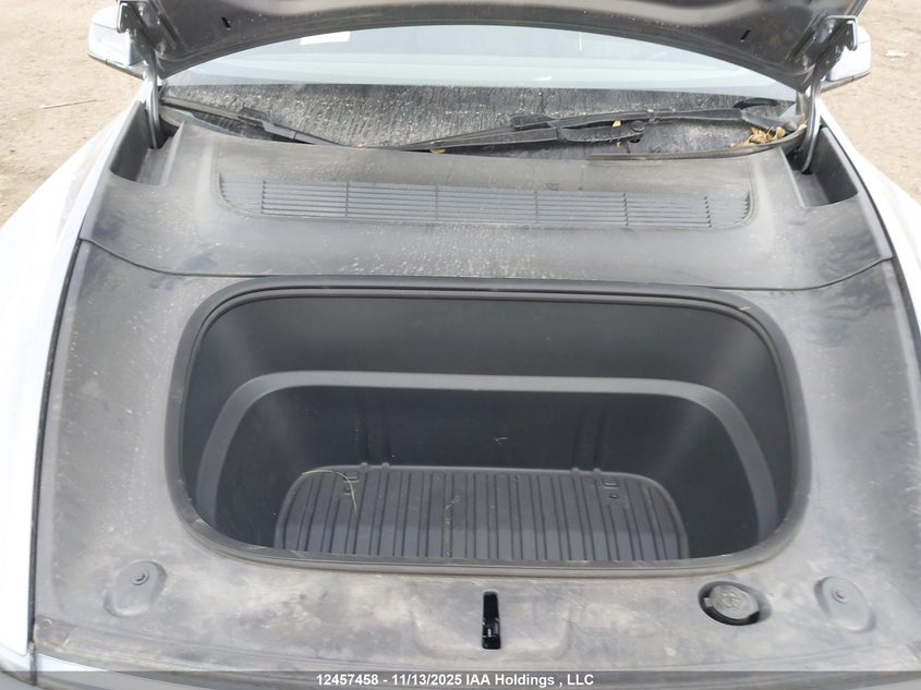 7SAYGDEE8TF331864 2026 TESLA MODEL Y photo no. 10