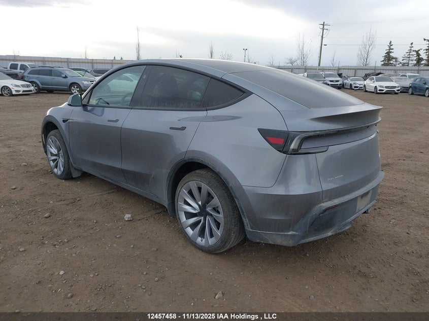 7SAYGDEE8TF331864 2026 TESLA MODEL Y photo no. 3