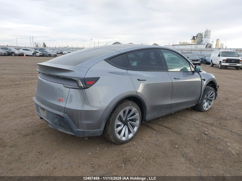 7SAYGDEE8TF331864 2026 TESLA MODEL Y photo no. 4