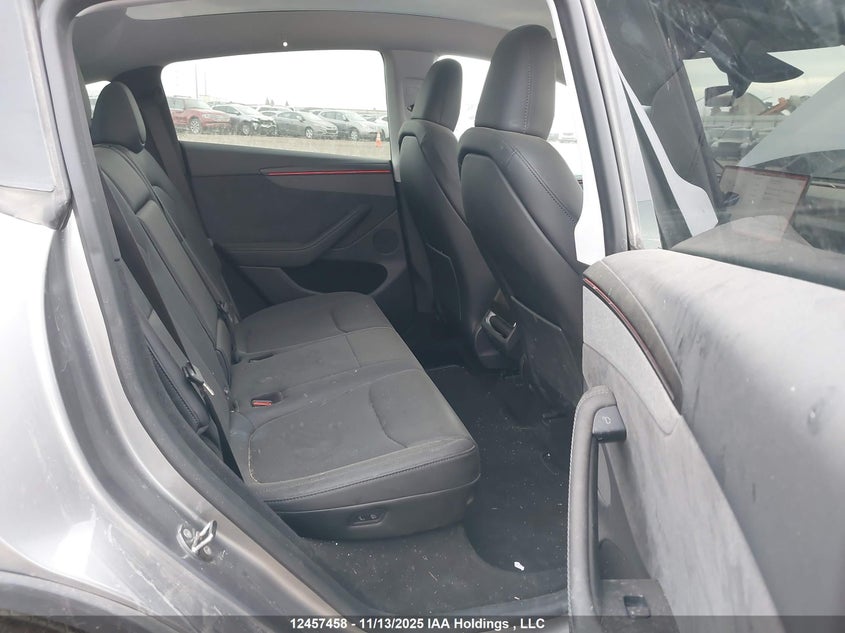 7SAYGDEE8TF331864 2026 TESLA MODEL Y photo no. 8