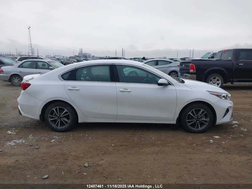 3KPF34ADXPE559468 2023 KIA FORTE photo no. 13