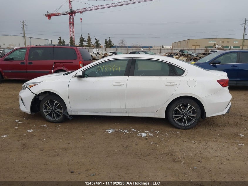 3KPF34ADXPE559468 2023 KIA FORTE photo no. 14