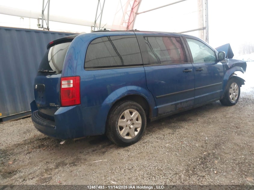 2D4RN4DEXAR430182 2010 DODGE CARAVAN photo no. 4