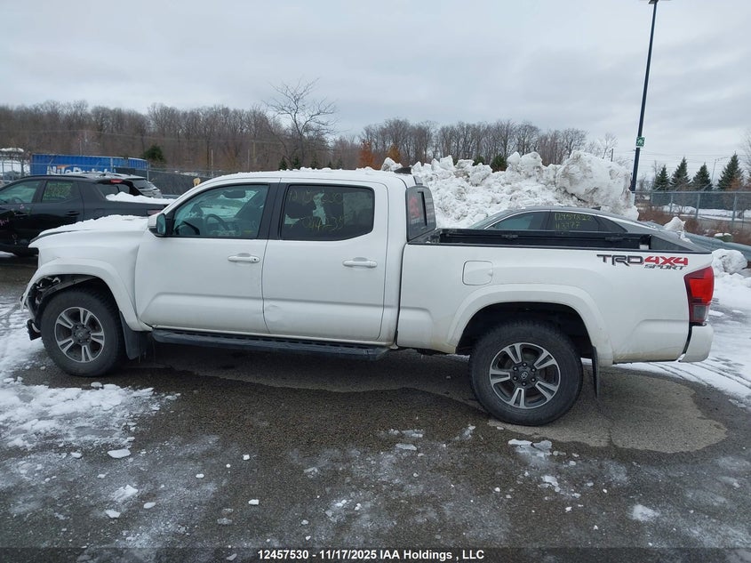 2019 Toyota Tacoma Sr5 V6 VIN: 5TFDZ5BN4KX044235 Lot: 12457530
