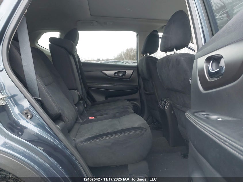 2014 Nissan Rogue S/Sl/Sv VIN: 5N1AT2MV7EC863795 Lot: 12457542