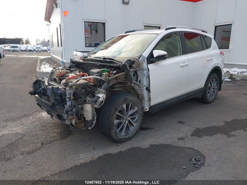 JTMRJREV9JD221703 2018 TOYOTA RAV 4 photo no. 2