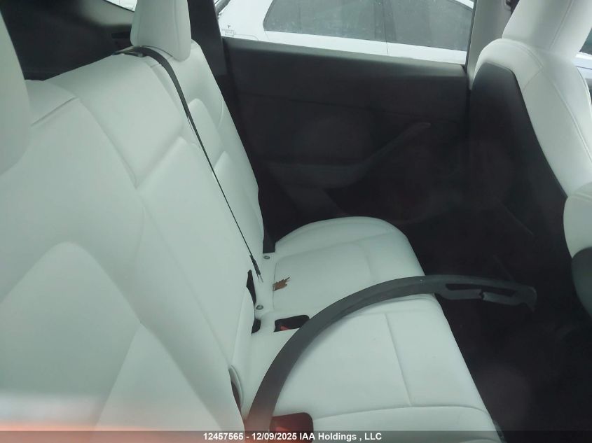 2024 Tesla Model Y Long Range VIN: 7SAYGDEEXRF991591 Lot: 12457565