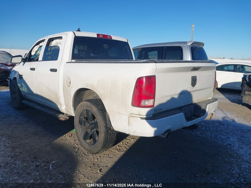 1C6RR7KT9KS718304 2019 RAM 1500 photo no. 3