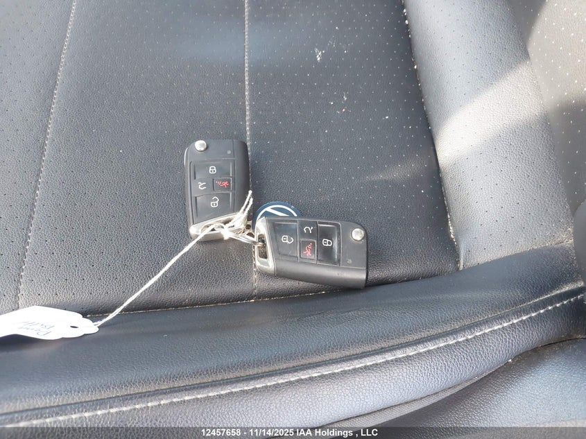 2018 Volkswagen Tiguan Comfortline VIN: 3VV2B7AX0JM166686 Lot: 12457658