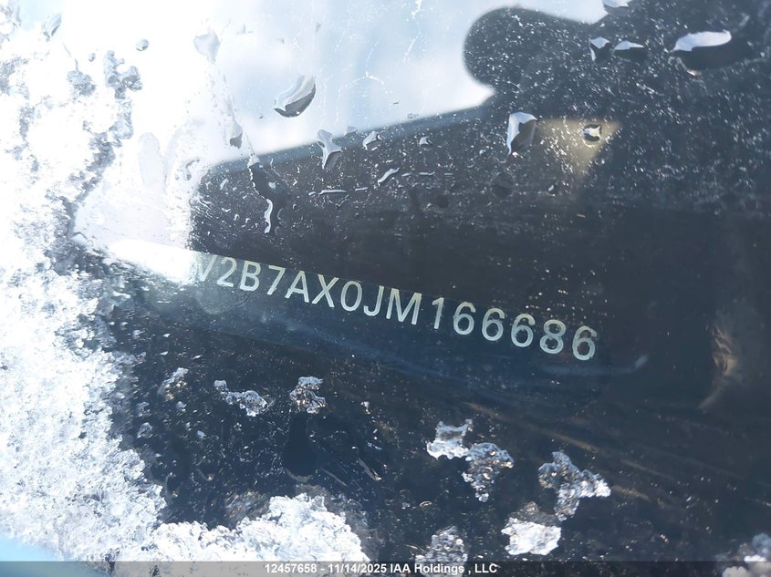 2018 Volkswagen Tiguan Comfortline VIN: 3VV2B7AX0JM166686 Lot: 12457658