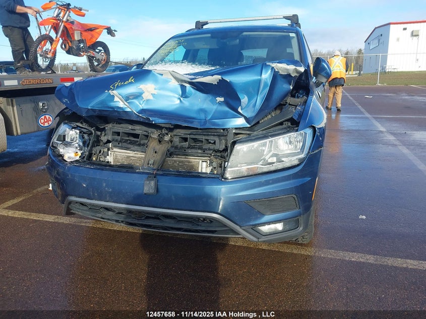 2018 Volkswagen Tiguan Comfortline VIN: 3VV2B7AX0JM166686 Lot: 12457658