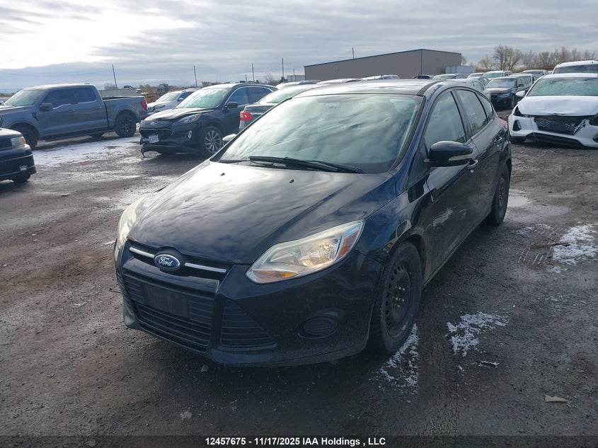1FADP3K23EL401275 2014 FORD FOCUS photo no. 2
