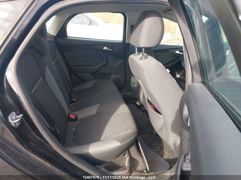 1FADP3K23EL401275 2014 FORD FOCUS photo no. 8