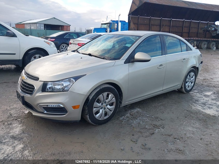1G1PE5SB8G7159550 2016 CHEVROLET CRUZE photo no. 2