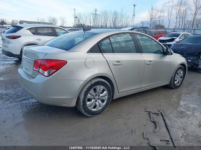1G1PE5SB8G7159550 2016 CHEVROLET CRUZE photo no. 4