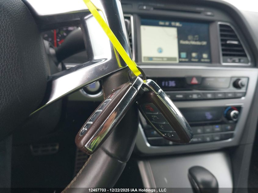 2016 Hyundai Sonata Sport/Limited VIN: 5NPE34AB5GH427899 Lot: 12457703