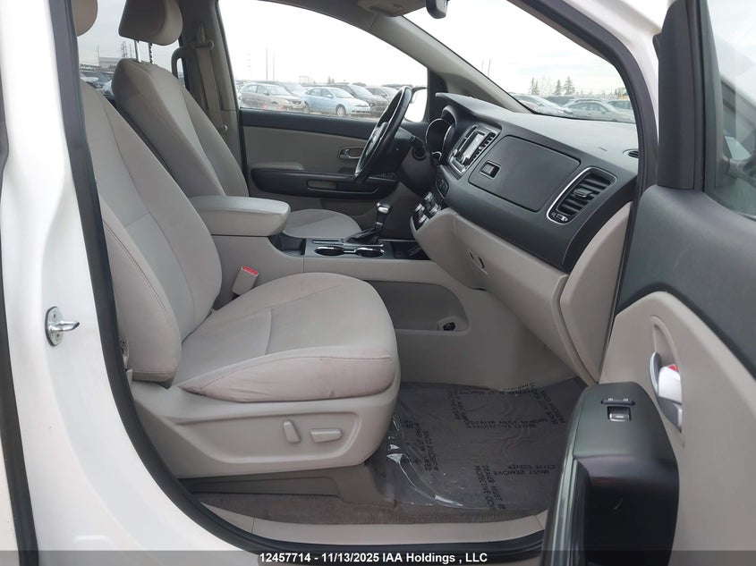 KNDMB5C11K6454061 2019 KIA SEDONA photo no. 5