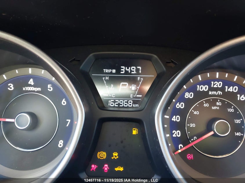 5NPDH4AE6FH618849 2015 HYUNDAI ELANTRA photo no. 16