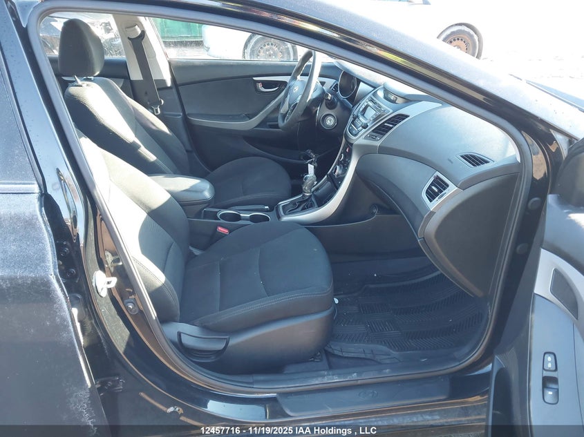 5NPDH4AE6FH618849 2015 HYUNDAI ELANTRA photo no. 5
