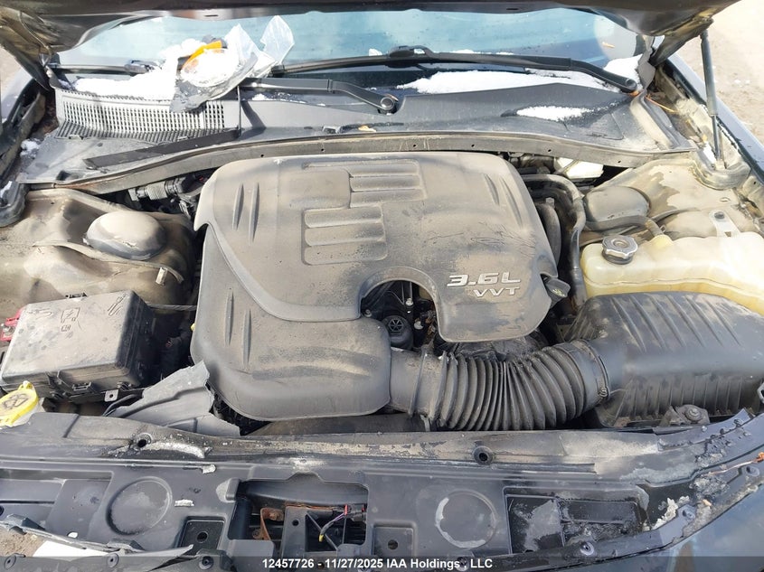 2C3CCABG1JH299603 2018 CHRYSLER 300 photo no. 10