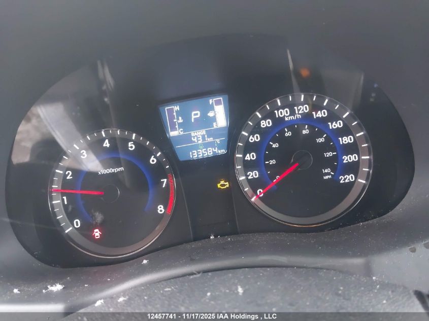 2015 Hyundai Accent Gls VIN: KMHCT4AE2FU825945 Lot: 12457741