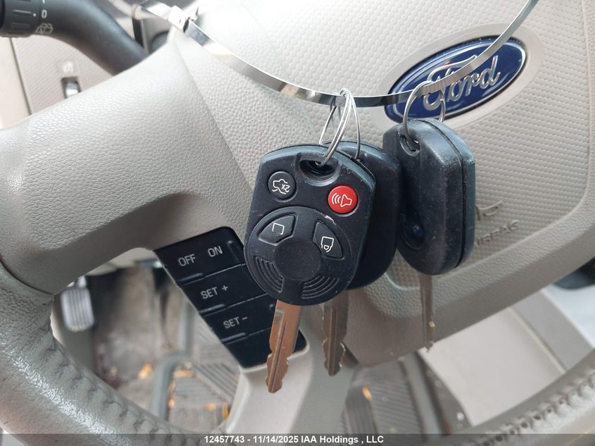 1FMCU4K39AKA27697 2010 FORD ESCAPE photo no. 11