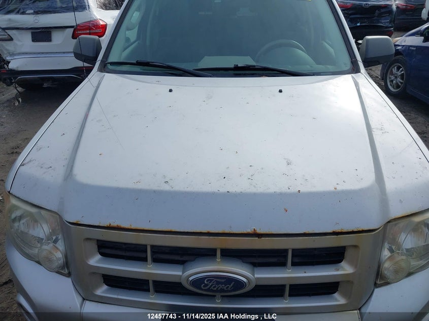 1FMCU4K39AKA27697 2010 FORD ESCAPE photo no. 18