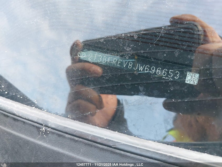 2018 Toyota Rav4 Le VIN: 2T3BFREV8JW696653 Lot: 12457771