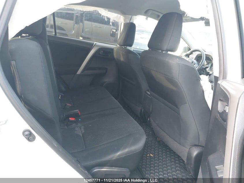 2018 Toyota Rav4 Le VIN: 2T3BFREV8JW696653 Lot: 12457771