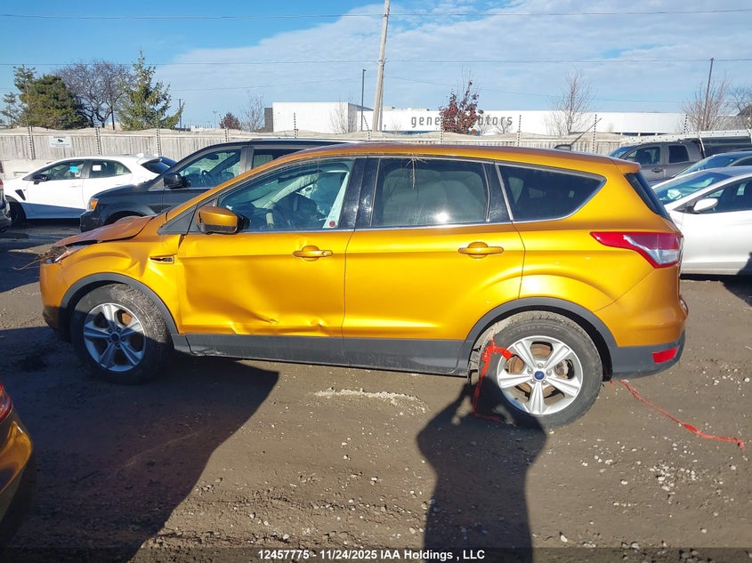 1FMCU0G73GUA78694 2016 FORD ESCAPE photo no. 14
