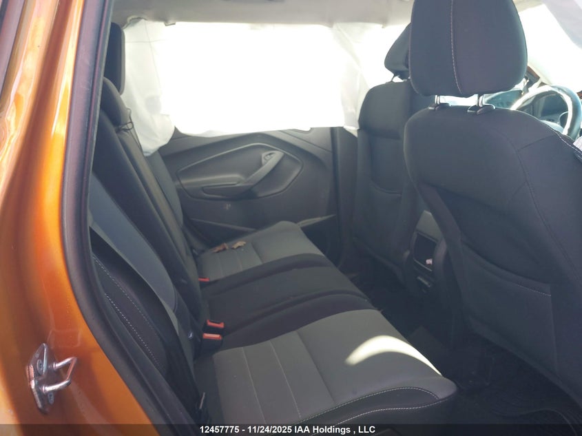 1FMCU0G73GUA78694 2016 FORD ESCAPE photo no. 8