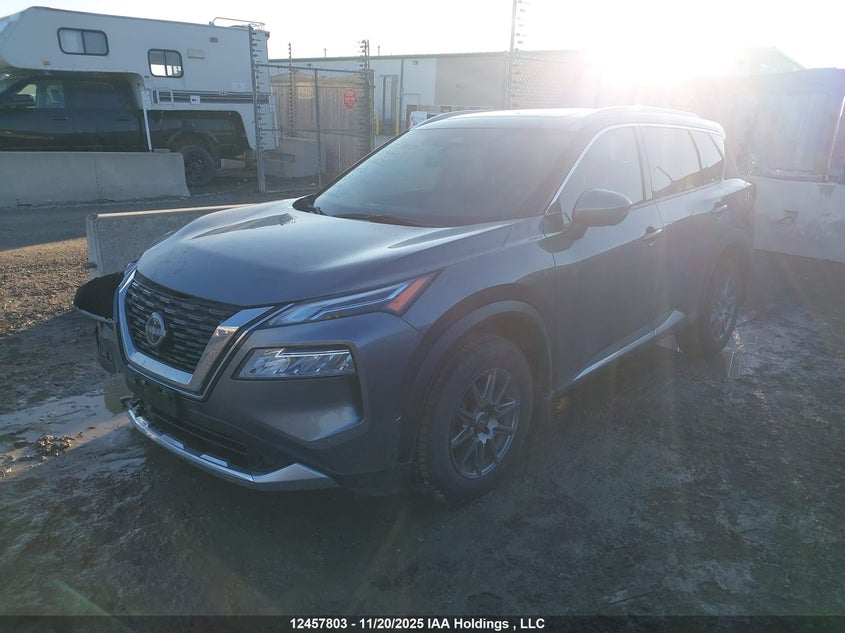 JN8BT3DD4PW316785 2023 NISSAN ROGUE photo no. 2