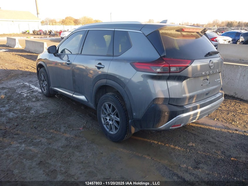 JN8BT3DD4PW316785 2023 NISSAN ROGUE photo no. 3