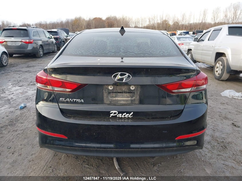 KMHD84LFXJU666905 2018 HYUNDAI ELANTRA photo no. 17