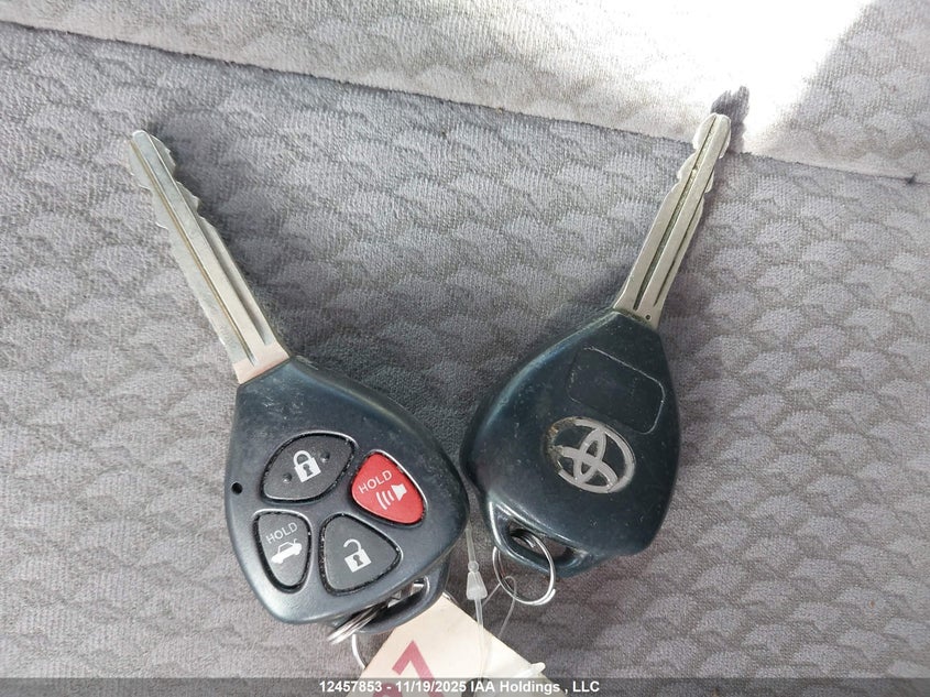 2010 Toyota Camry Le VIN: 4T1BF3EKXAU062305 Lot: 12457853