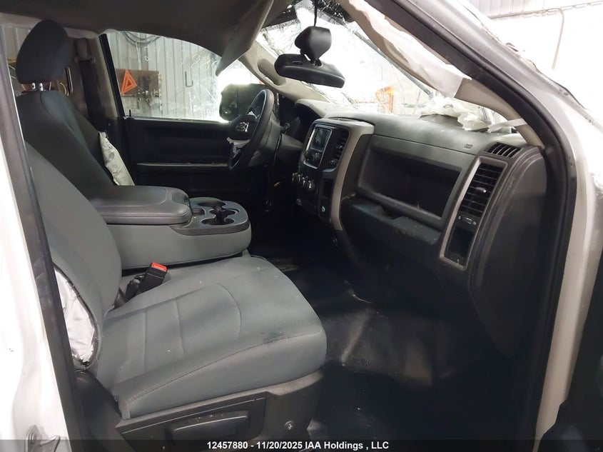 1C6RR7ST2LS132299 2020 RAM 1500 photo no. 5