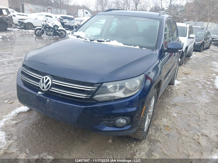 WVGJV7AX7GW594521 2016 VOLKSWAGEN TIGUAN photo no. 2