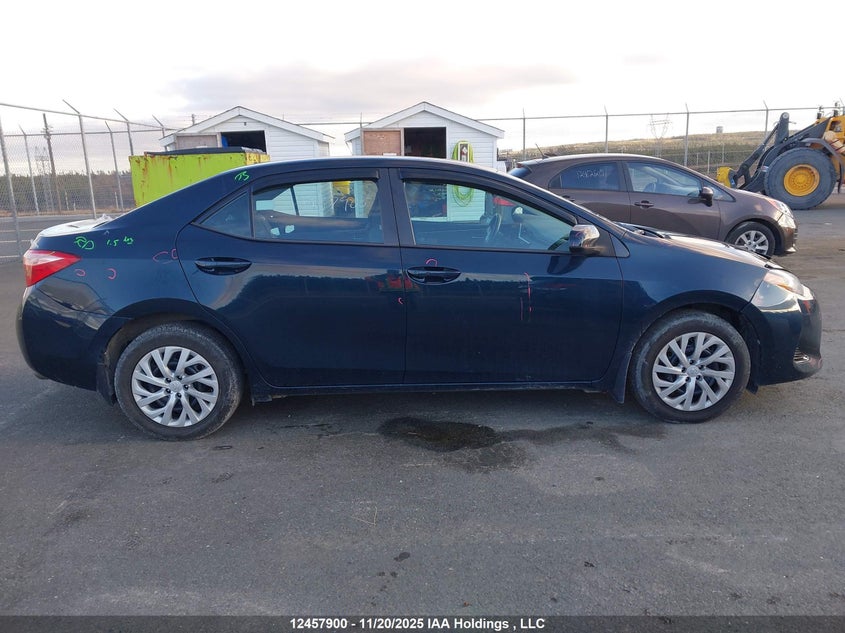 2T1BURHE7JC043274 2018 TOYOTA COROLLA photo no. 14